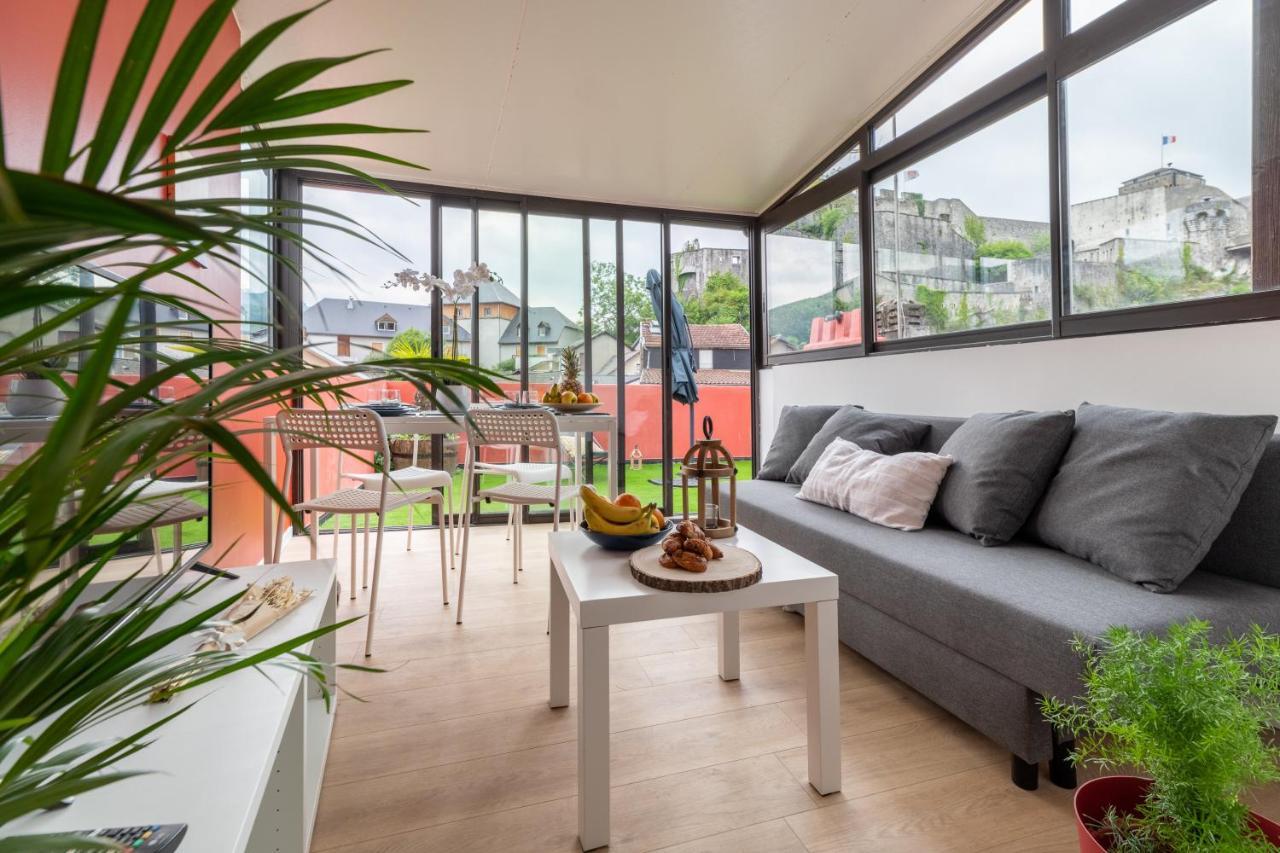 Air-Conditioned Flat With Terrace - Private & Independent - Lourdes Extérieur photo